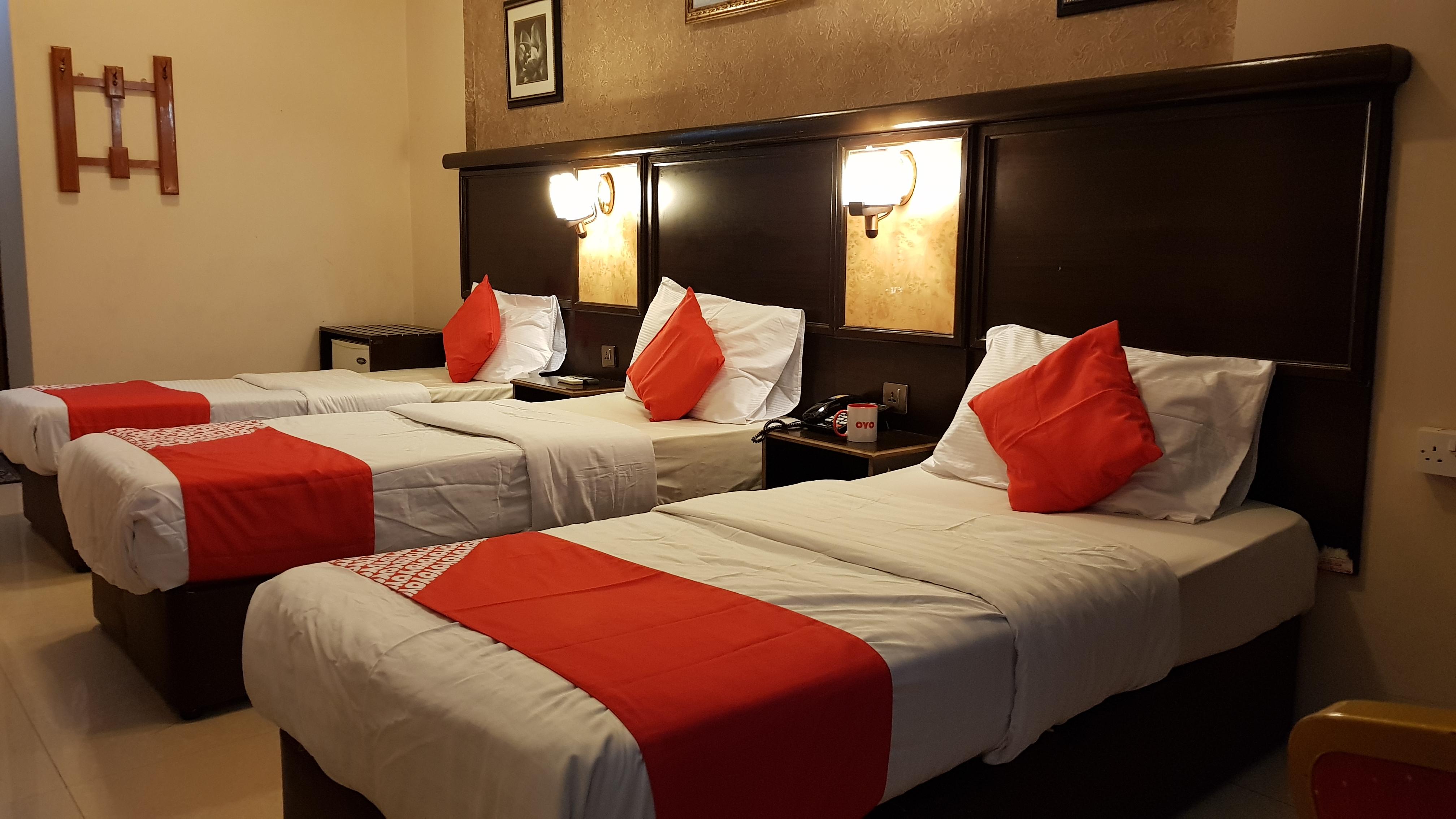 Oyo 491 Rahab Hotel Дубай Экстерьер фото