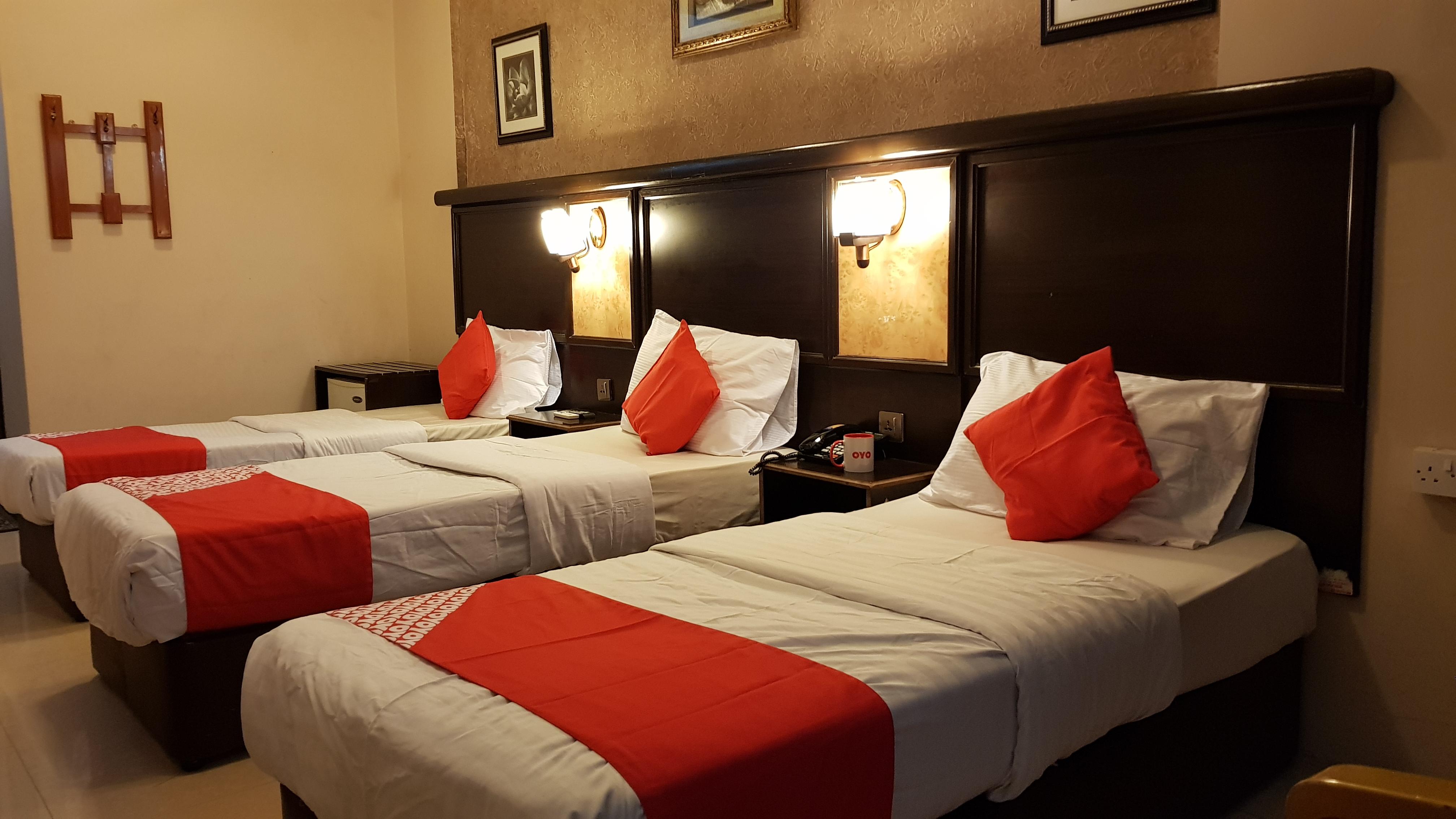 Oyo 491 Rahab Hotel Дубай Экстерьер фото