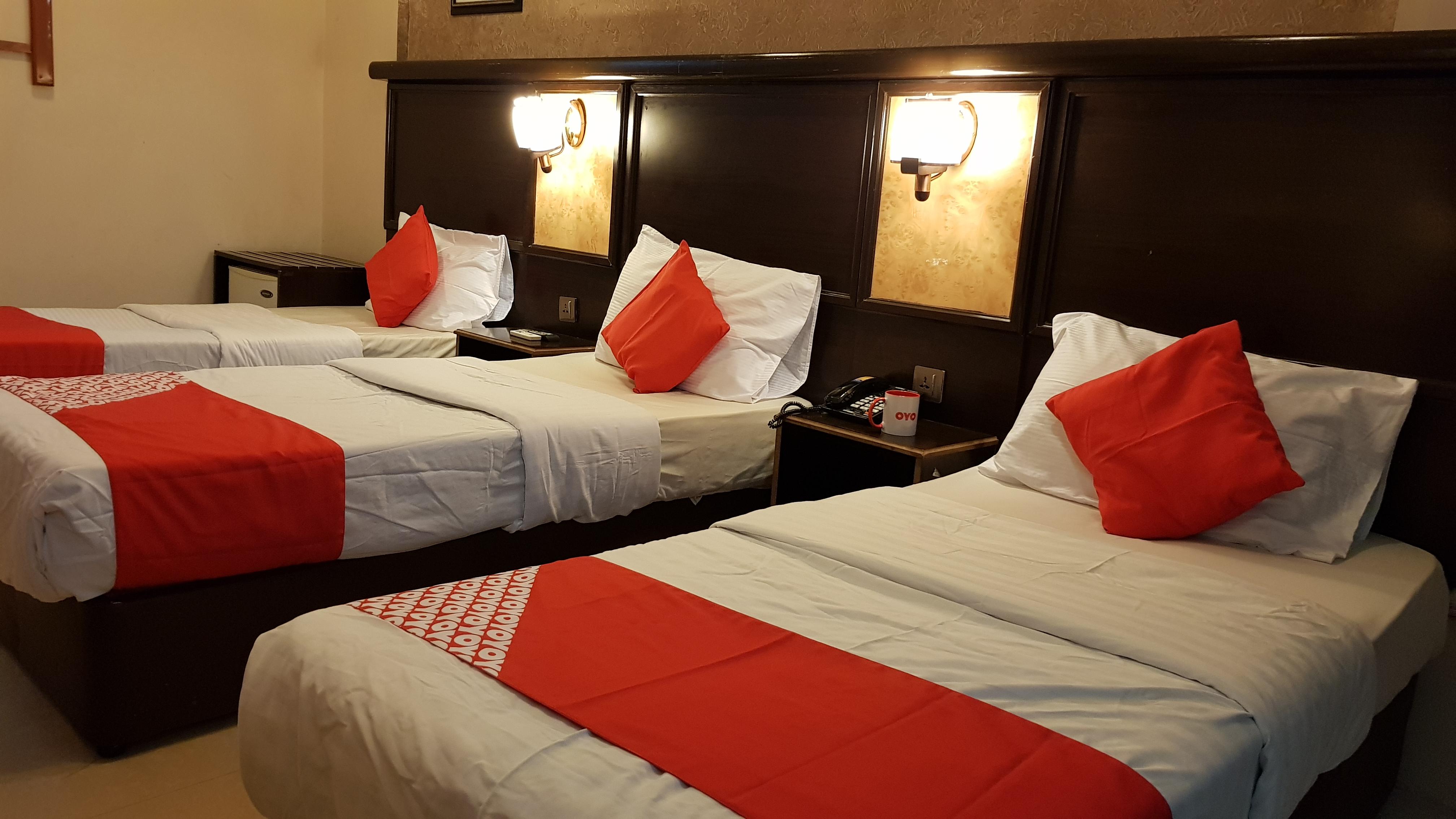Oyo 491 Rahab Hotel Дубай Экстерьер фото