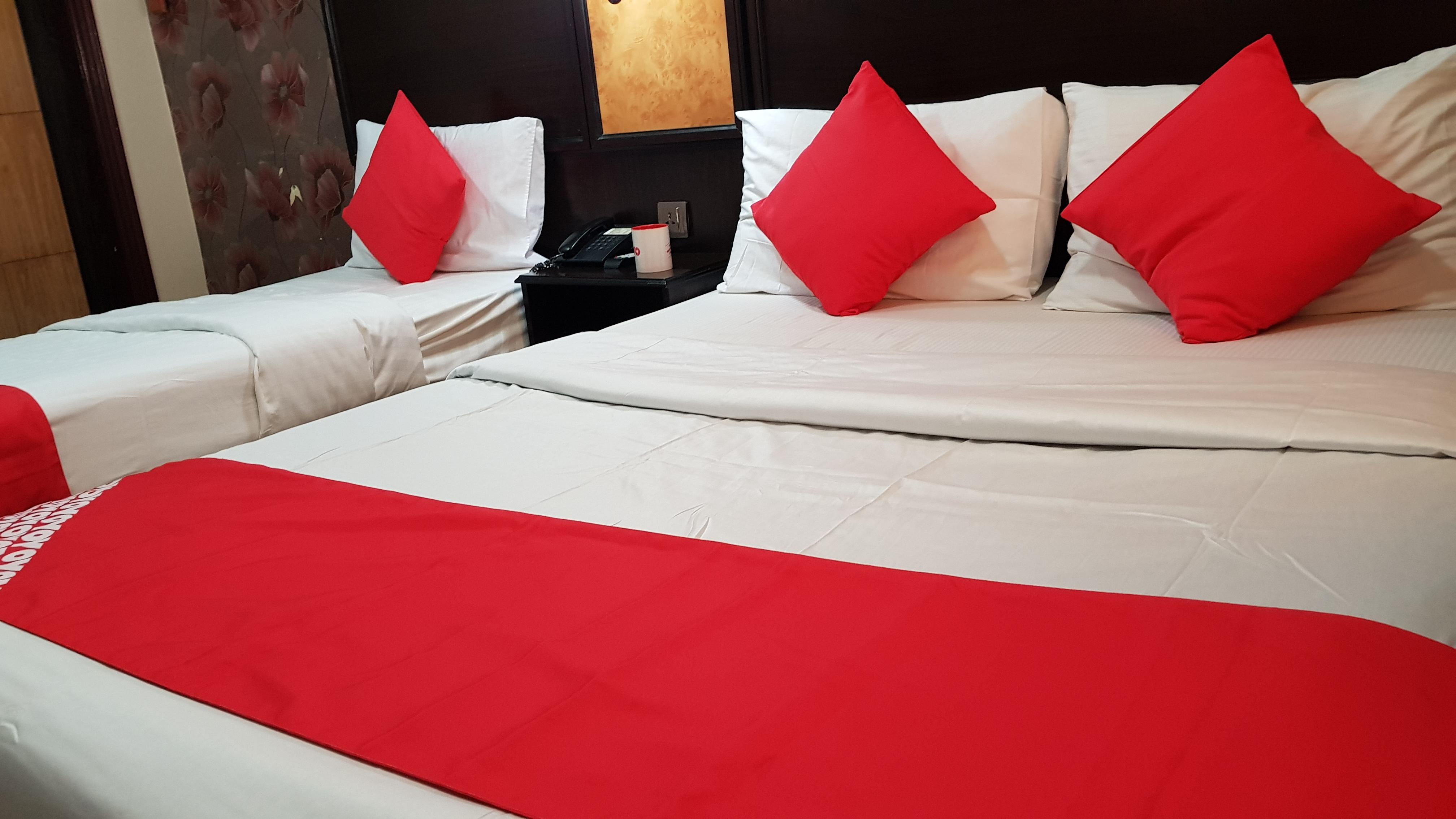 Oyo 491 Rahab Hotel Дубай Экстерьер фото