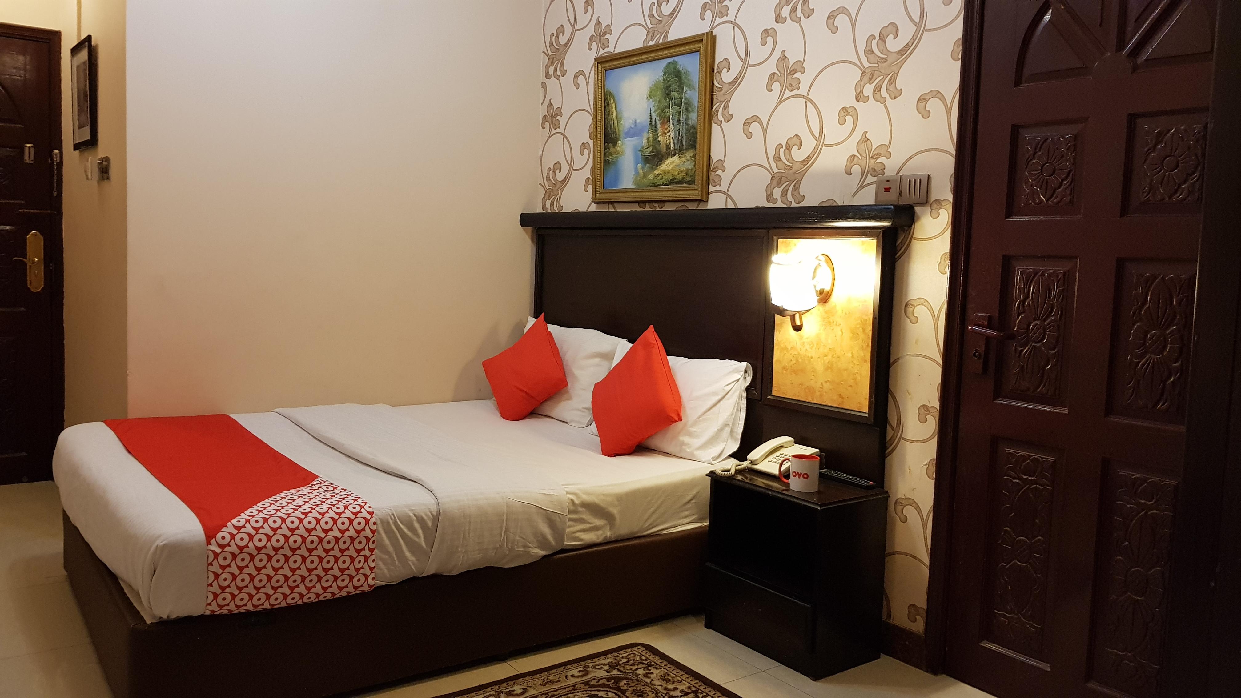 Oyo 491 Rahab Hotel Дубай Экстерьер фото