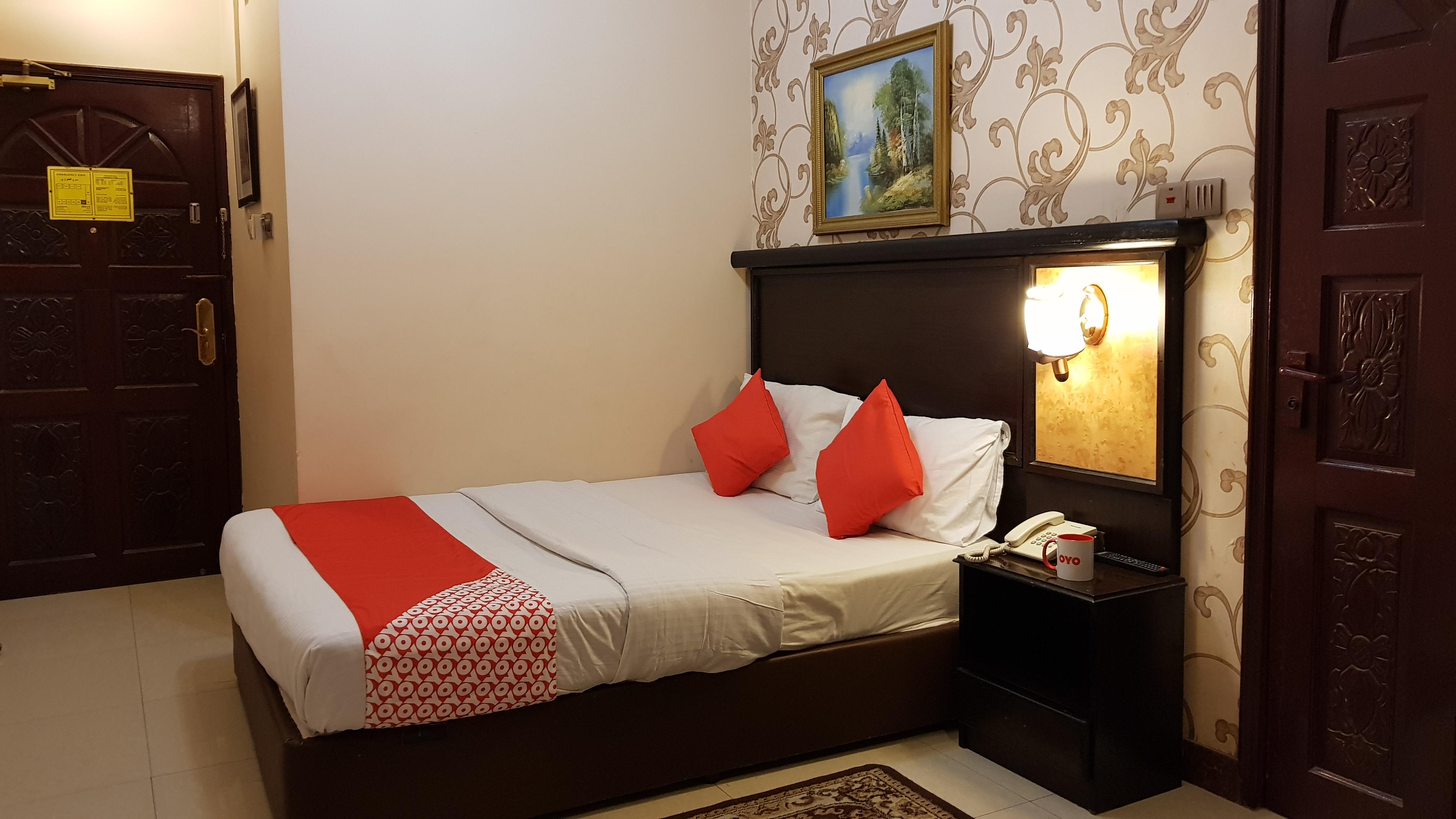 Oyo 491 Rahab Hotel Дубай Экстерьер фото
